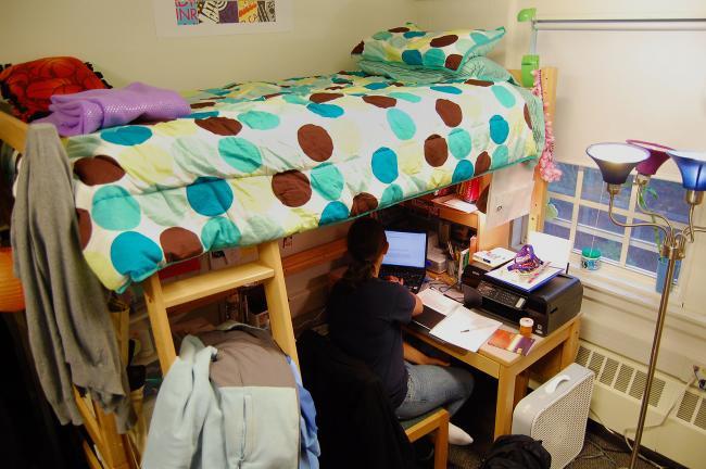 Make sure your dormitory or apartment has smoke alarms inside each bedroom, outside every sleeping area and on each level.